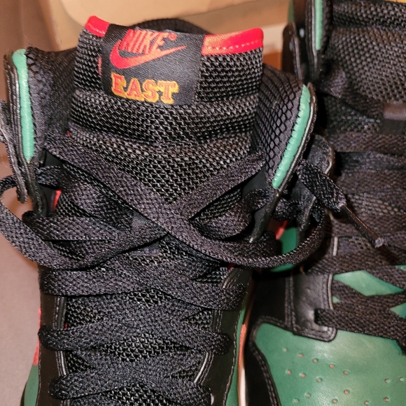 Nike Dunk High Supreme Spark LE - Picture 7 of 8